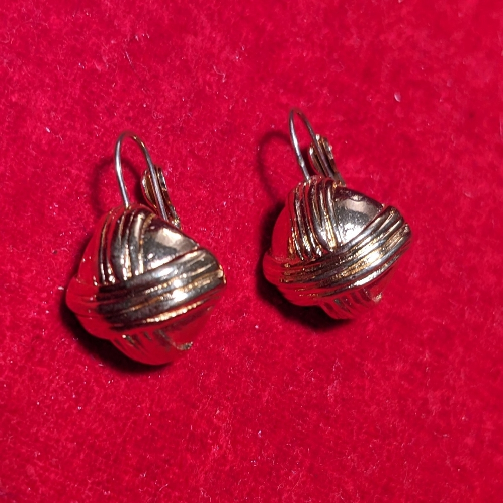 Monet gold tone pierced earrings